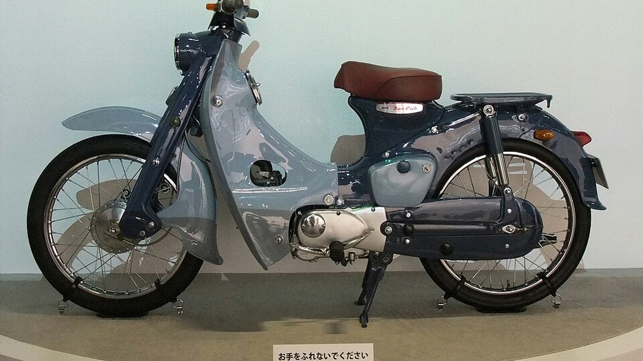 Light motorcycle