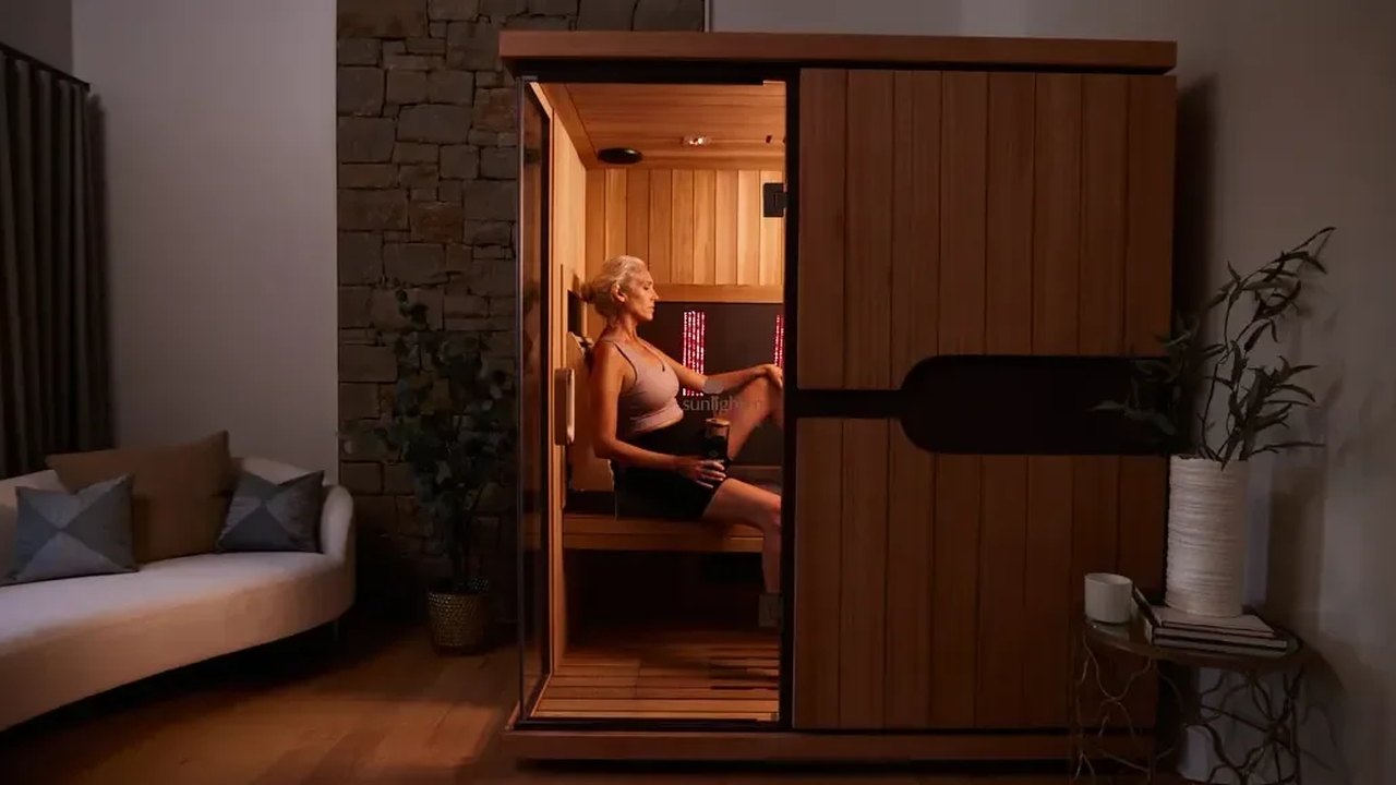 Sunlighten mPulse Intelligent Sauna by Sunlighten