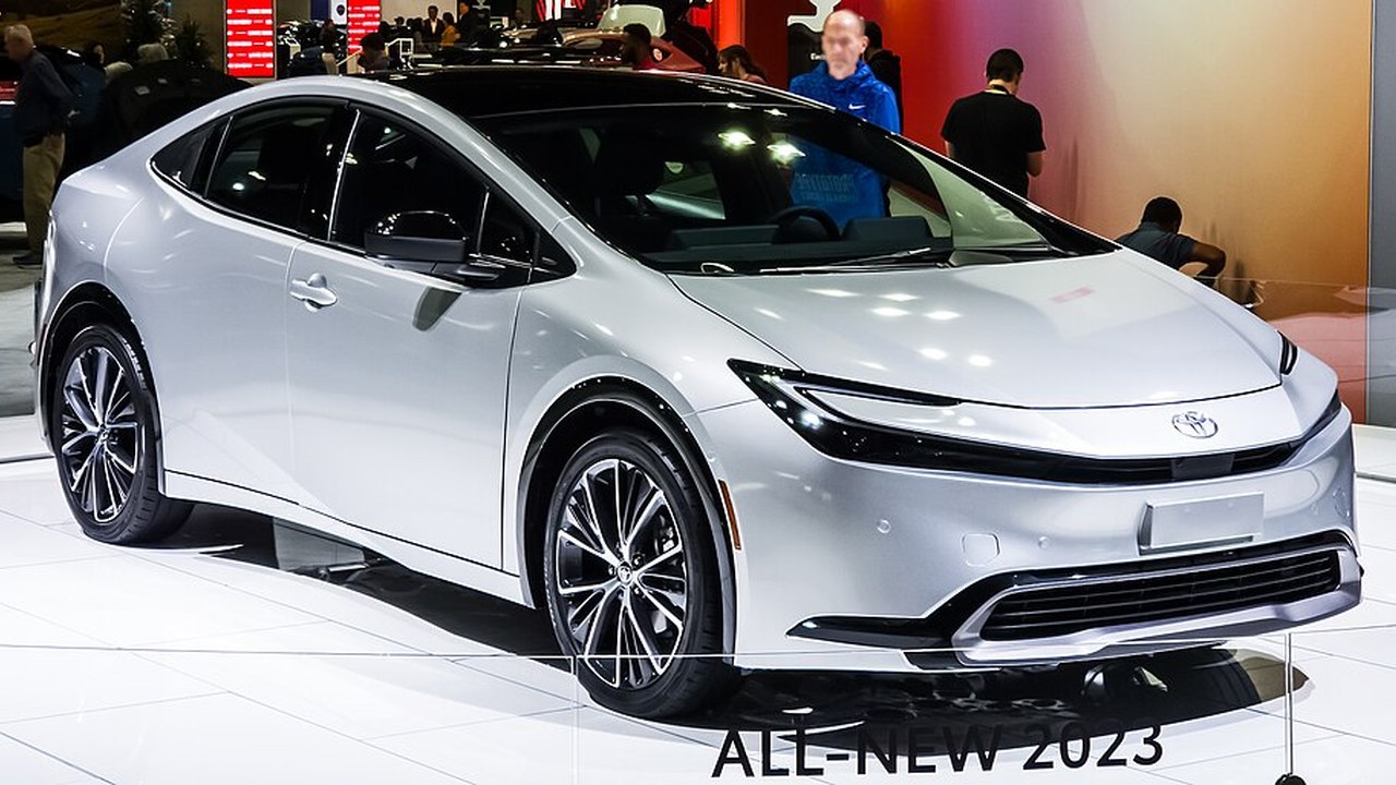 Hybrid compact car produced by Toyota
