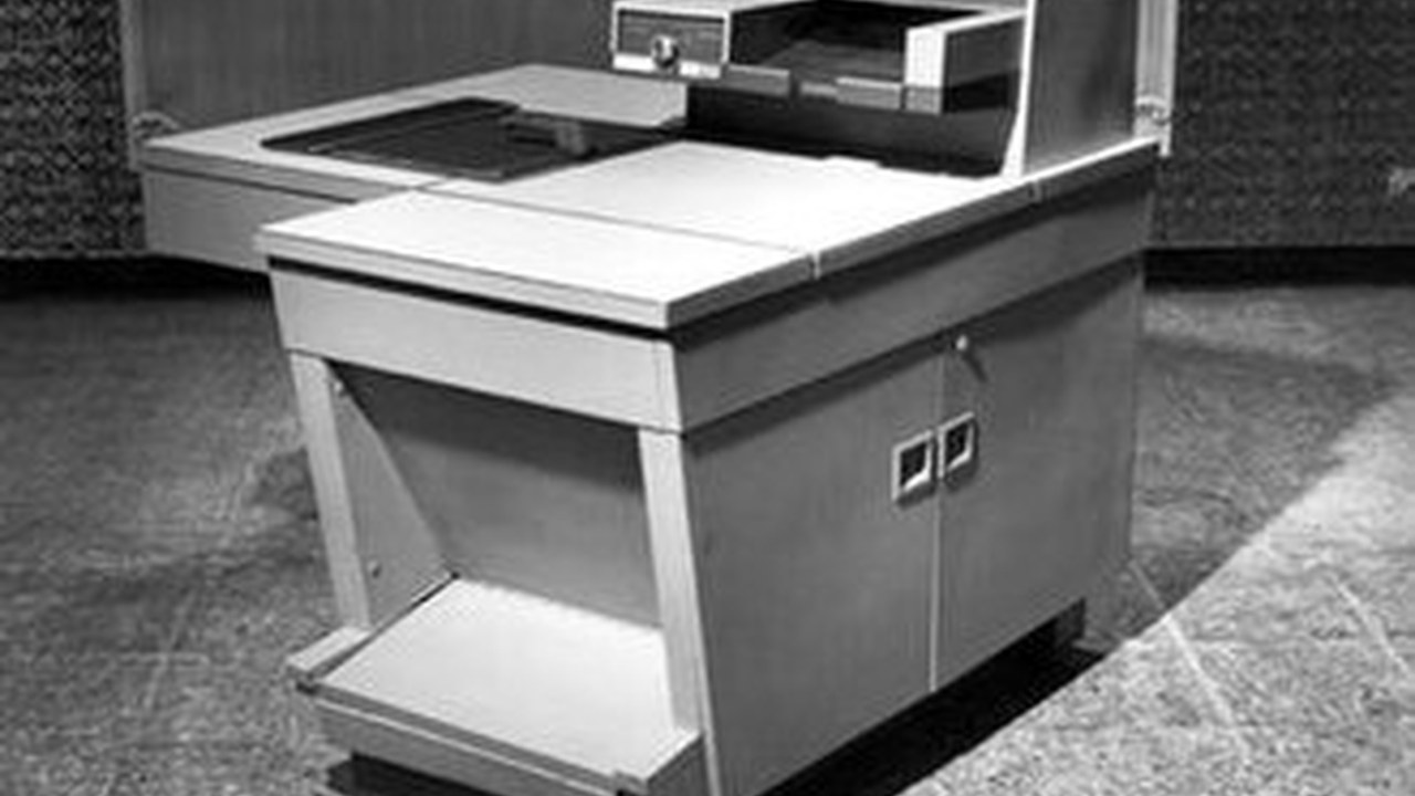 1959 model of photocopier produced by Xerox; first successful commercial photocopier